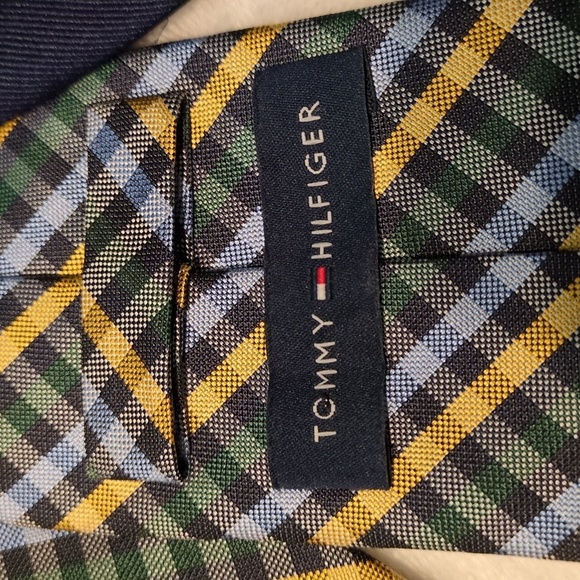 Tommy Hilfiger Silk Tie - Picture 4 of 5